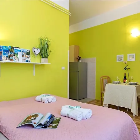 Studio Bojana Free Parking Pola
